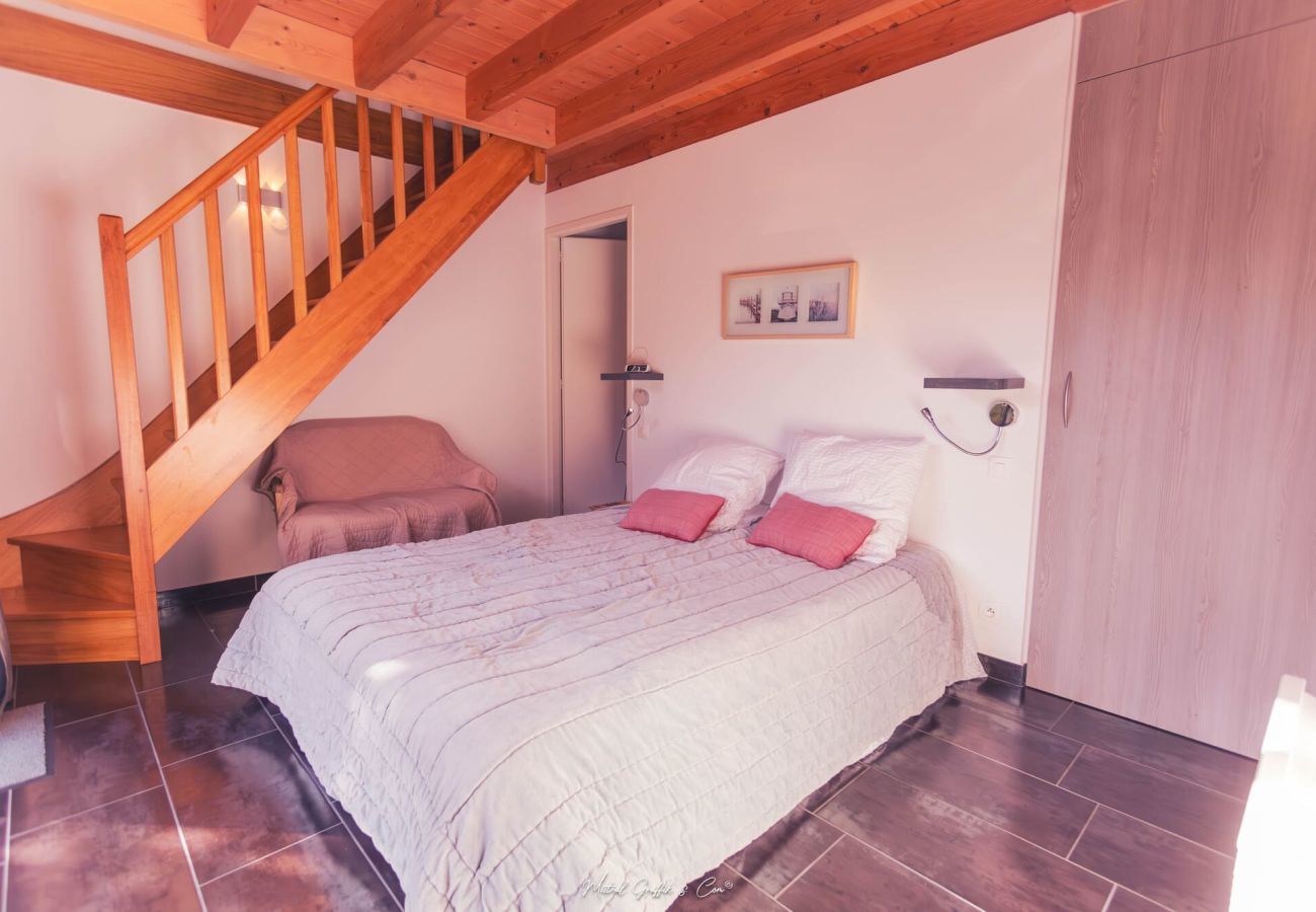 House in Penvénan - House for 10 with large garden and swimming pool