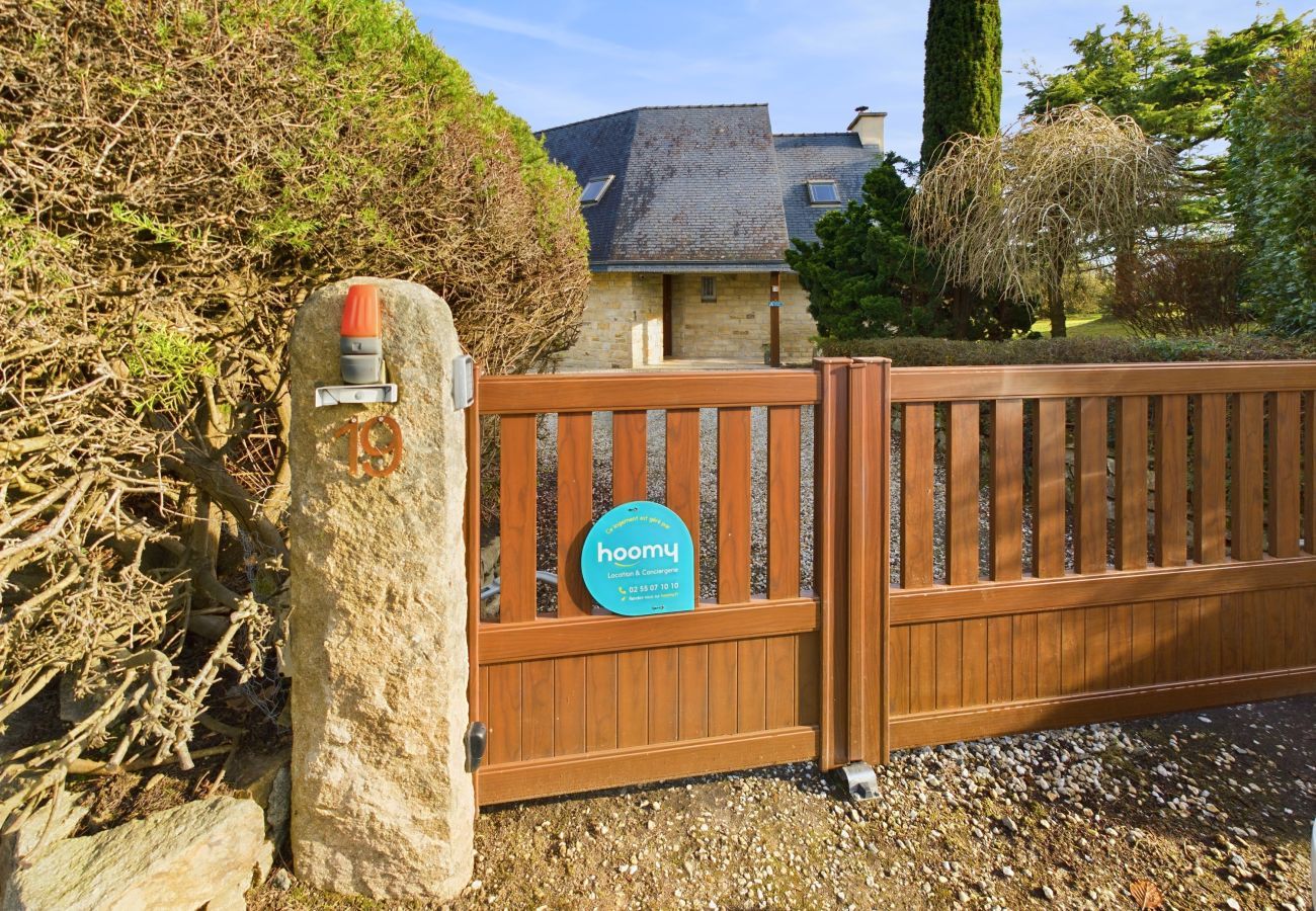 House in Fouesnant - Spacious house with a large garden for 6