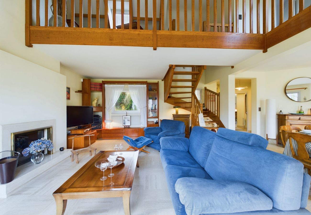House in Fouesnant - Spacious house with a large garden for 6