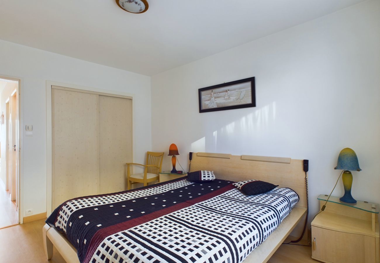 Apartment in Les Sables-d´Olonne - Apartment with balcony sea view for 6 people!