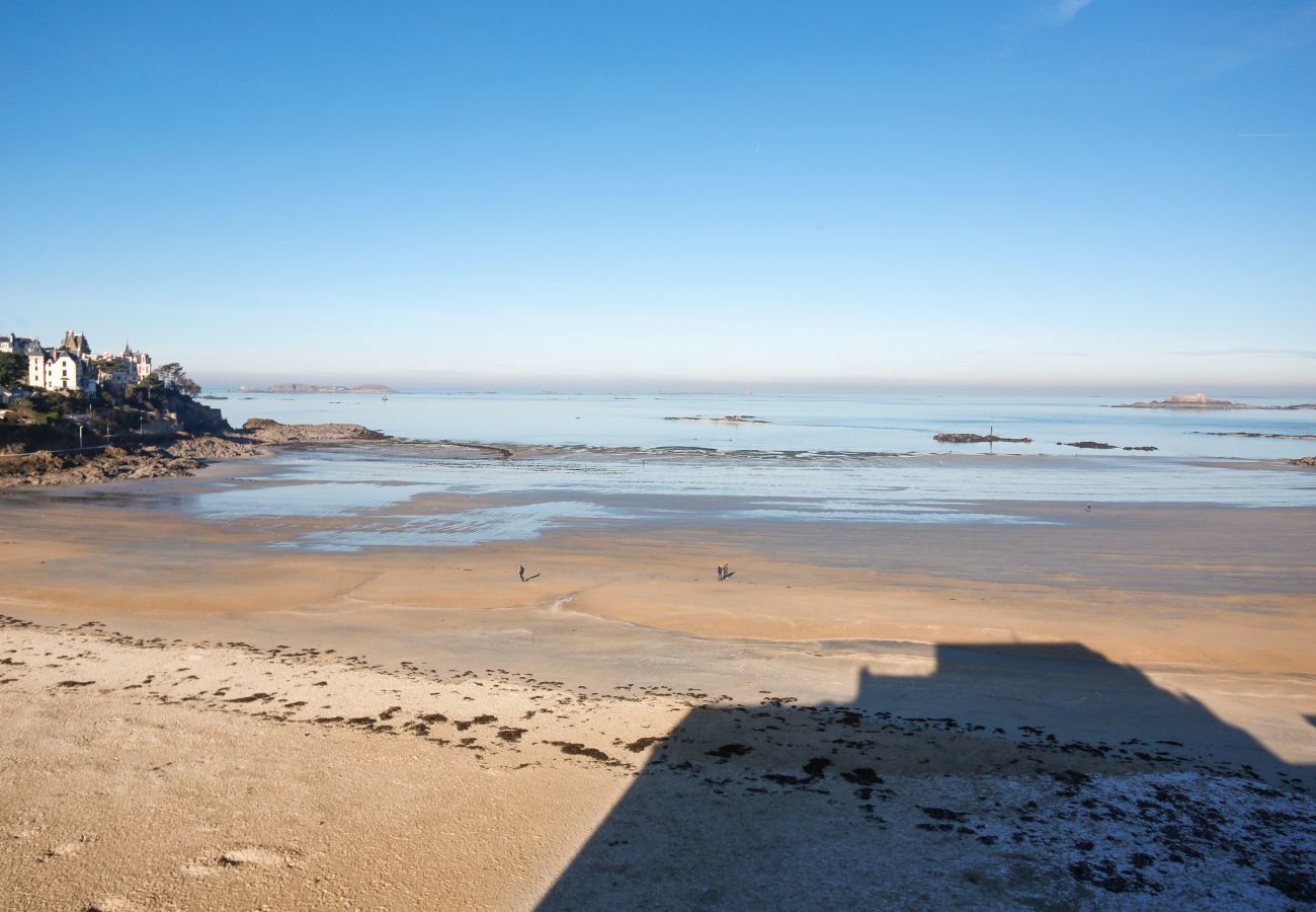 Apartment in Dinard - Modern apartment with sea view, for 4