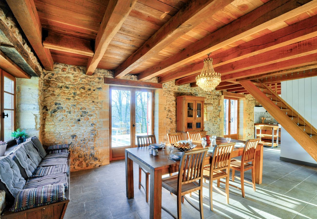 House in Rouffignac-Saint-Cernin-de-Reilhac - In the heart of the Dordogne, house for 6, pool