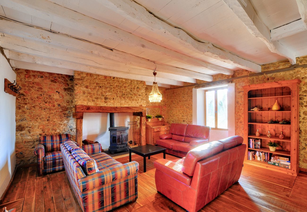 House in Rouffignac-Saint-Cernin-de-Reilhac - In the heart of the Dordogne, house for 6, pool