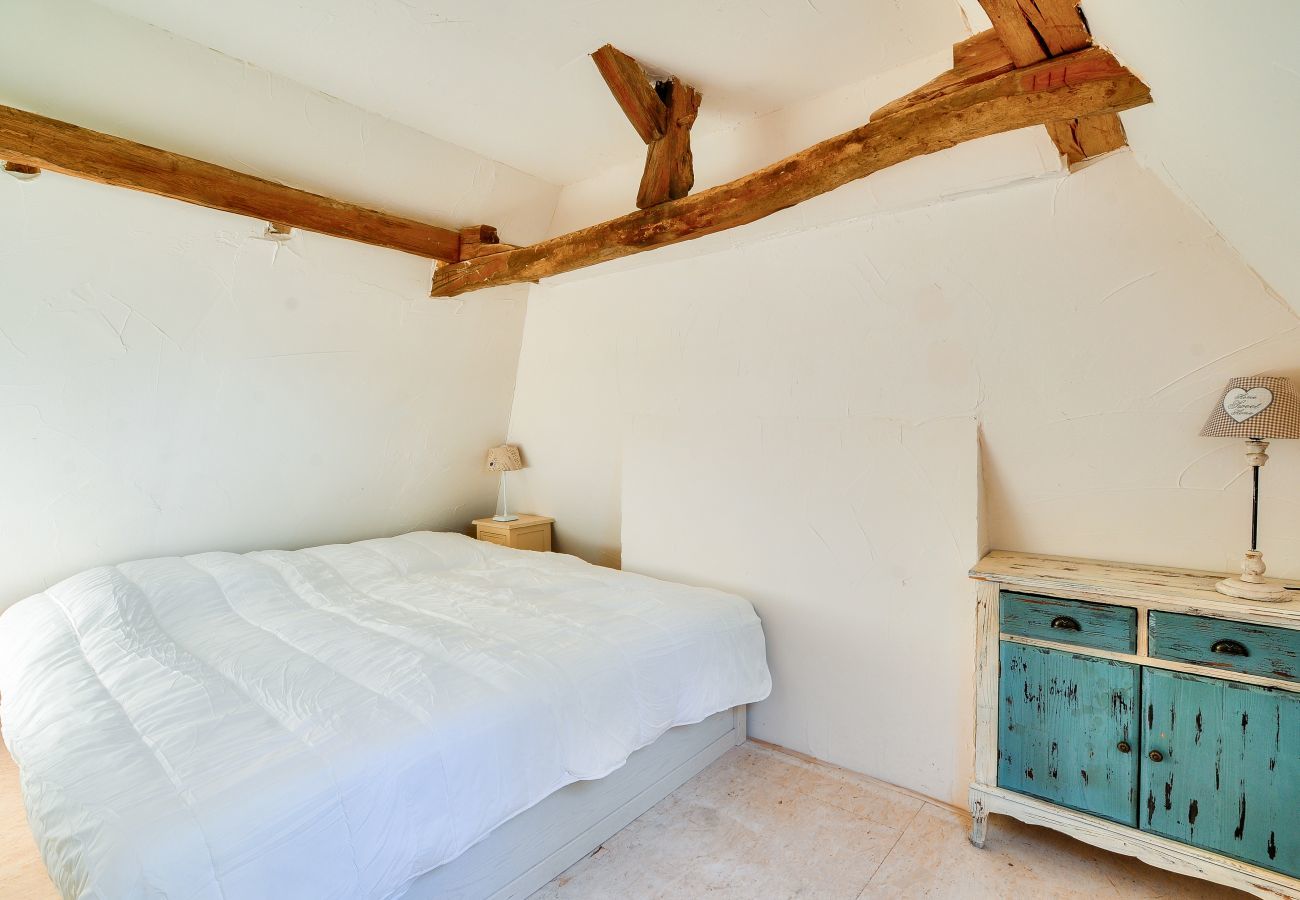 House in Rouffignac-Saint-Cernin-de-Reilhac - In the heart of the Dordogne, house for 6, pool