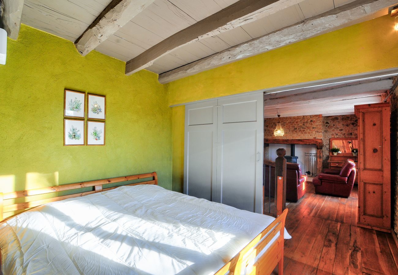 House in Rouffignac-Saint-Cernin-de-Reilhac - In the heart of the Dordogne, house for 6, pool