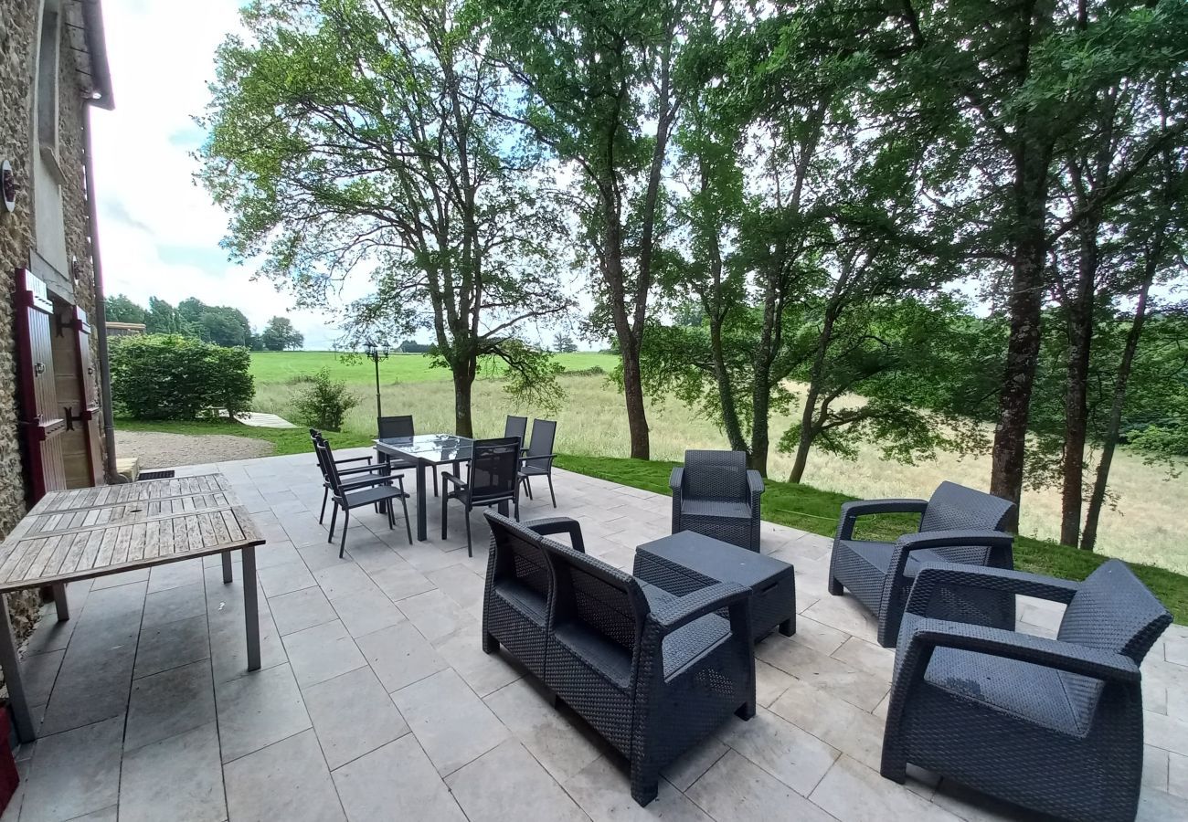 House in Rouffignac-Saint-Cernin-de-Reilhac - In the heart of the Dordogne, house for 6, pool