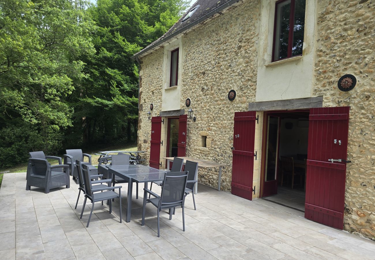 House in Rouffignac-Saint-Cernin-de-Reilhac - In the heart of the Dordogne, house for 6, pool