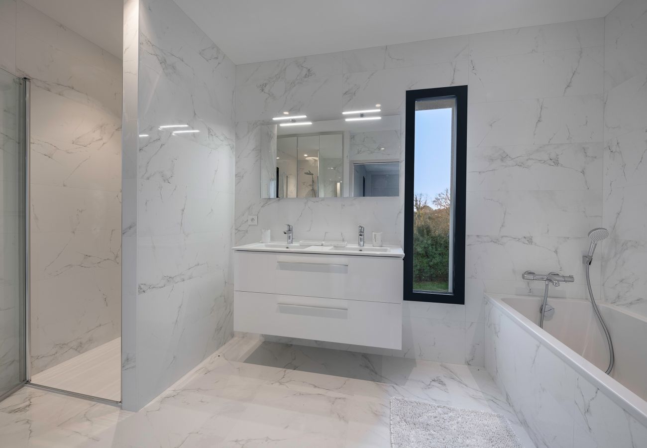 House in La Baule-Escoublac - Modern house with garden for 8, in La Baule