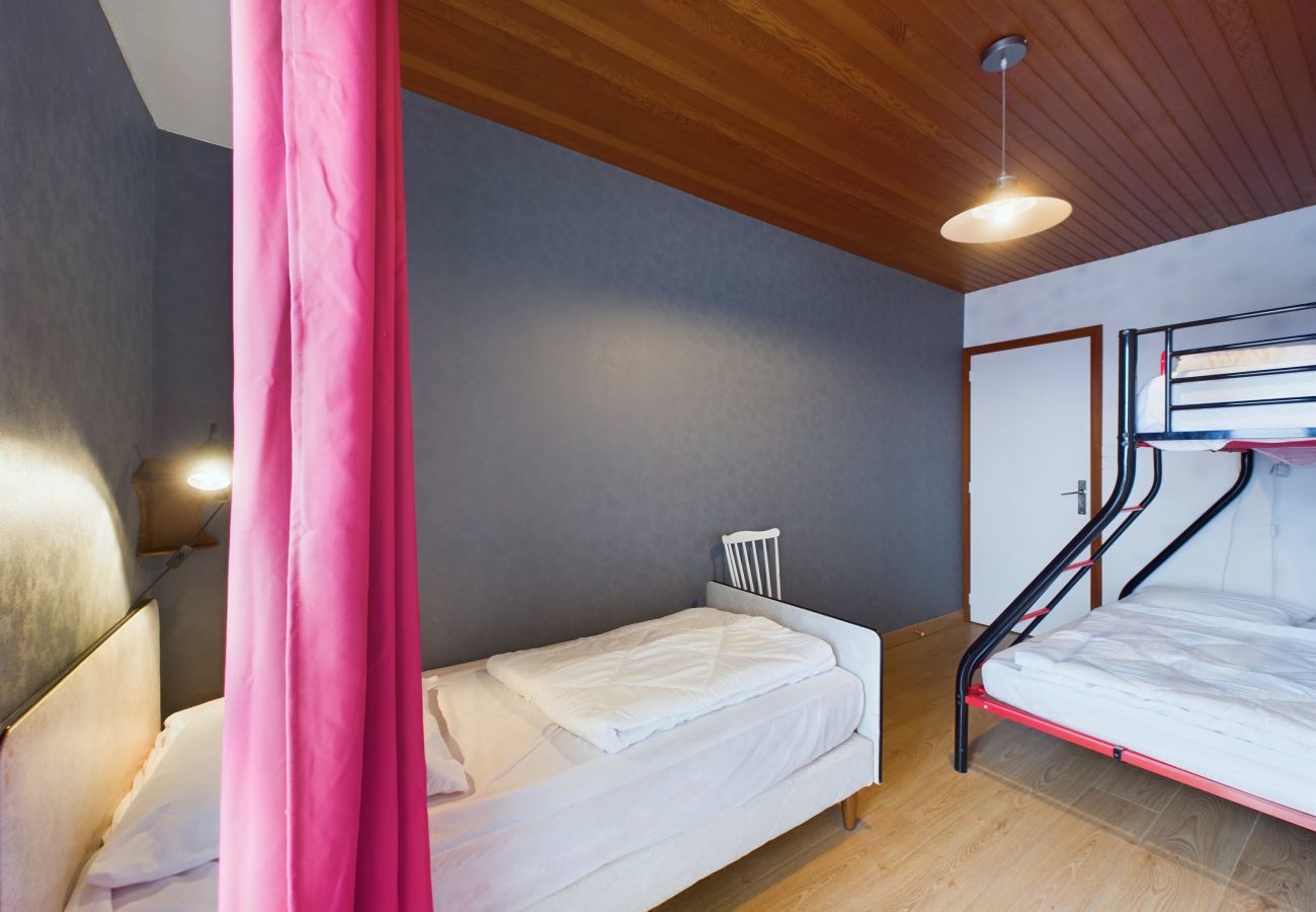 Apartment in Saint-Gilles-Croix-de-Vie - Sea view - apartment for 8 on St Gilles