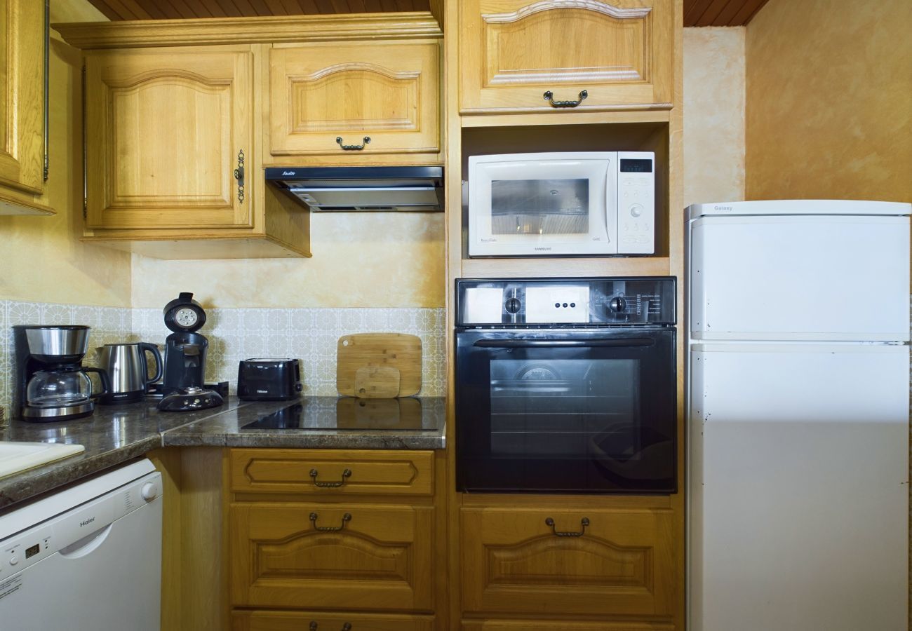 Apartment in Saint-Gilles-Croix-de-Vie - Sea view - apartment for 8 on St Gilles