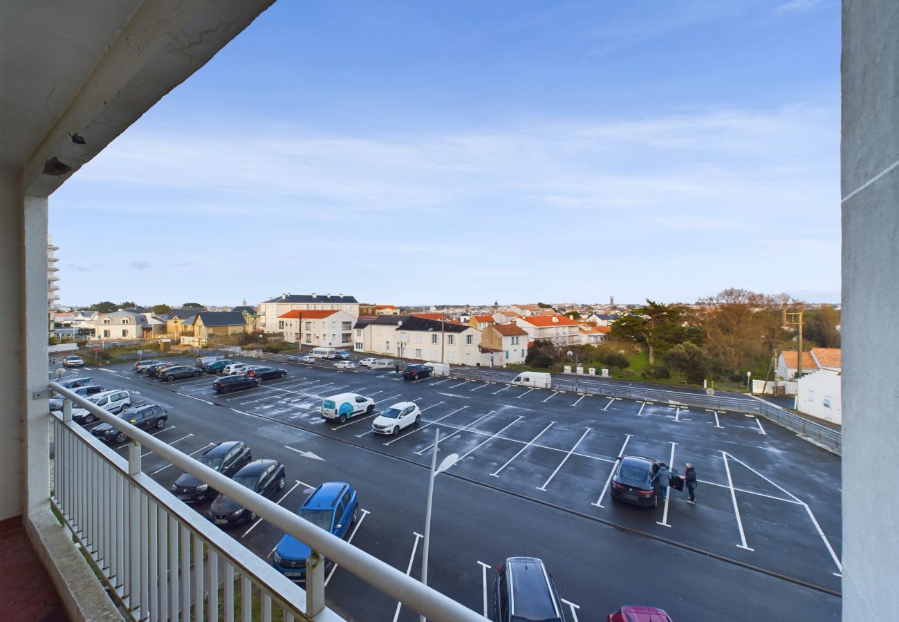 Apartment in Saint-Gilles-Croix-de-Vie - Sea view - apartment for 8 on St Gilles