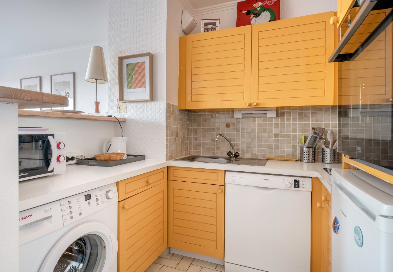 Apartment in La Baule-Escoublac - Flat for 2 adults and 1 child - View of the Port