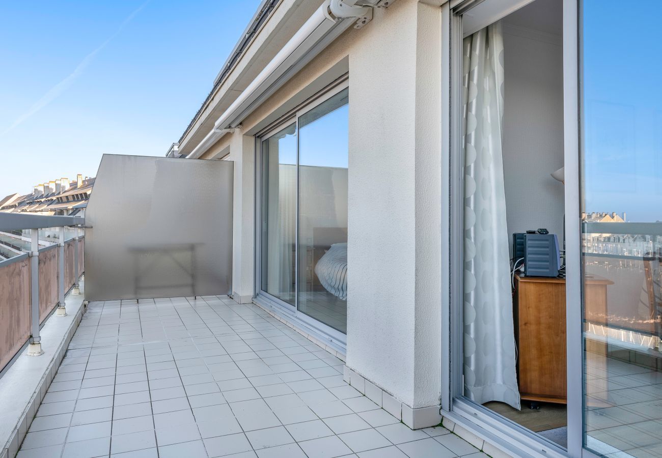 Apartment in La Baule-Escoublac - Flat for 2 adults and 1 child - View of the Port