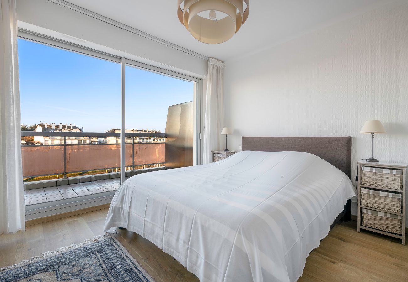 Apartment in La Baule-Escoublac - Flat for 2 adults and 1 child - View of the Port
