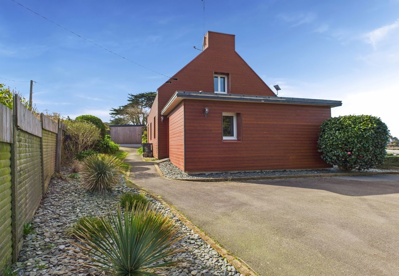 Villa in Plouguerneau - Superb villa  with its feet in the water