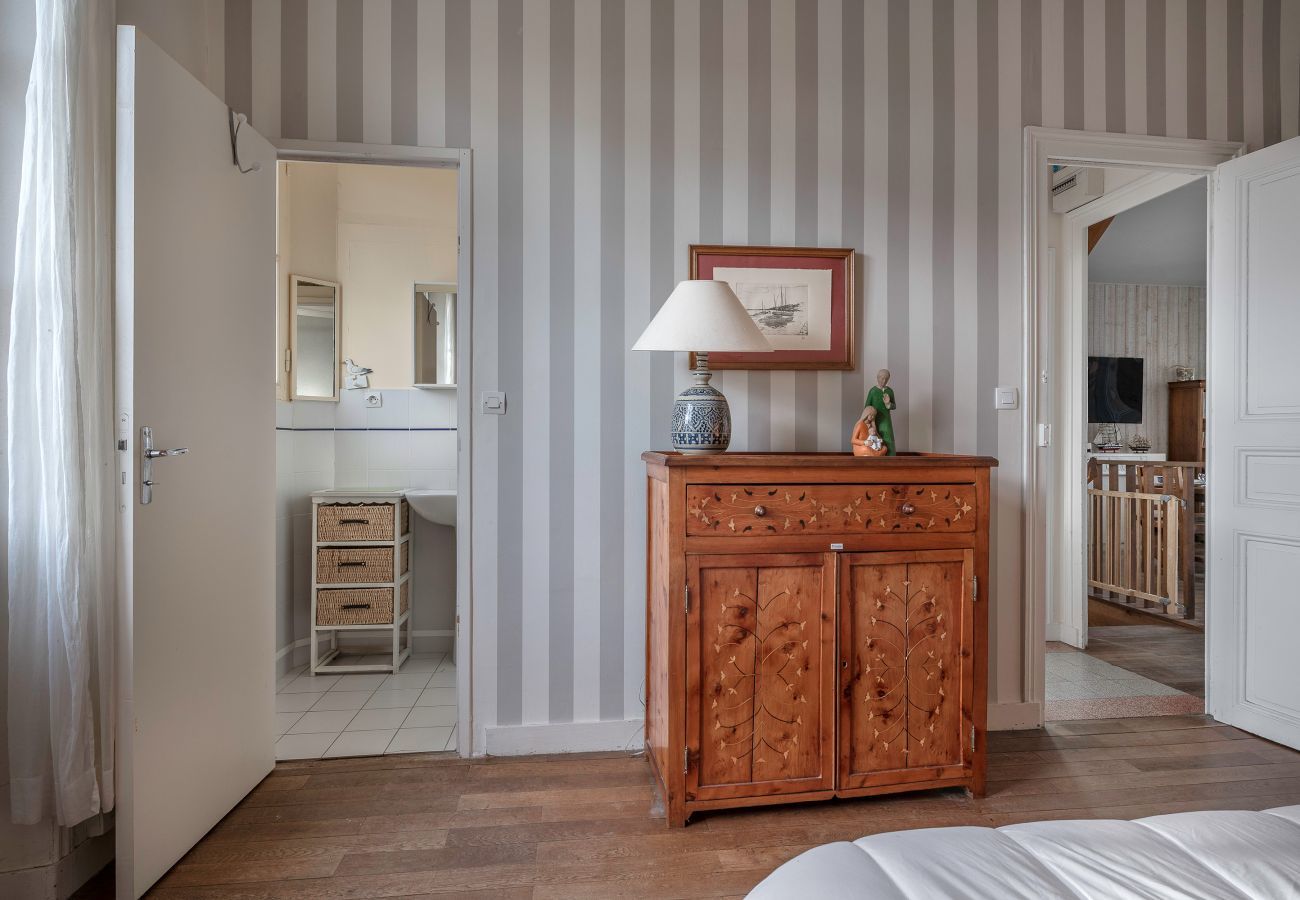 House in La Bernerie-en-Retz - House for 12 - Sea view - La Bernerie beach
