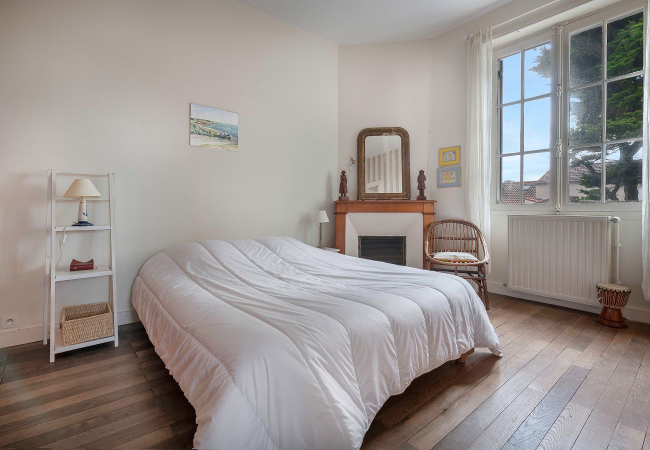 House in La Bernerie-en-Retz - House for 12 - Sea view - La Bernerie beach