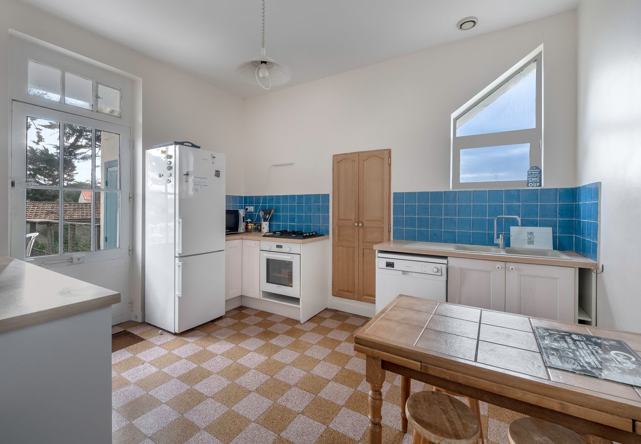 House in La Bernerie-en-Retz - House for 12 - Sea view - La Bernerie beach