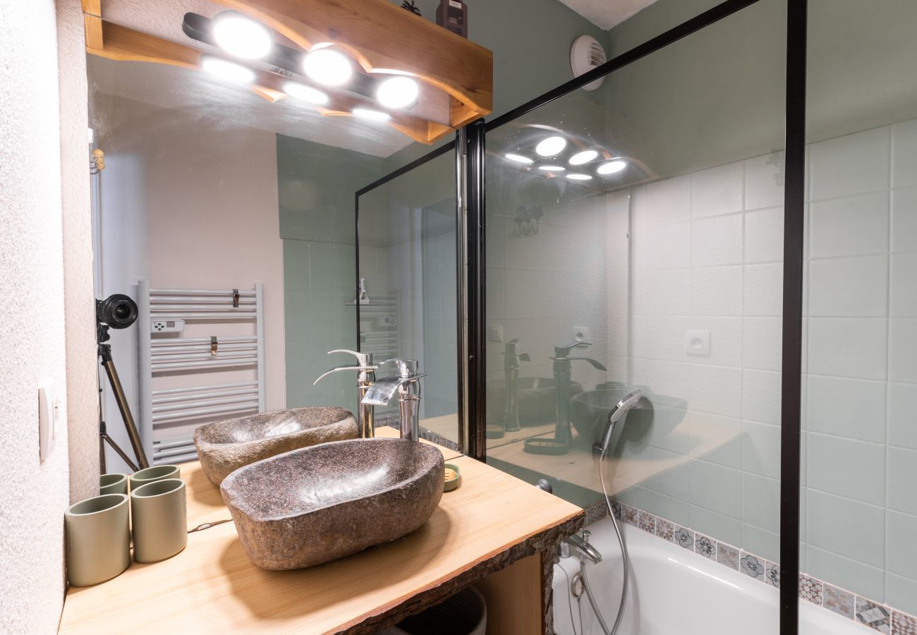 Apartment in Le Dévoluy - Apartment for 6 700m from the ski slopes