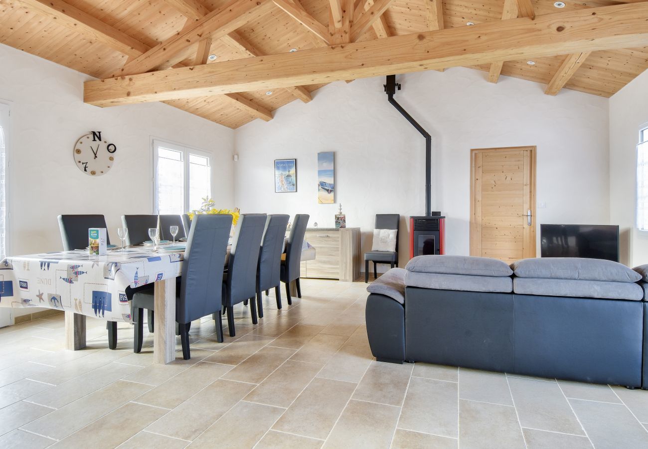 House in L'Epine - Pretty house in l'Epine with garden for 8 people