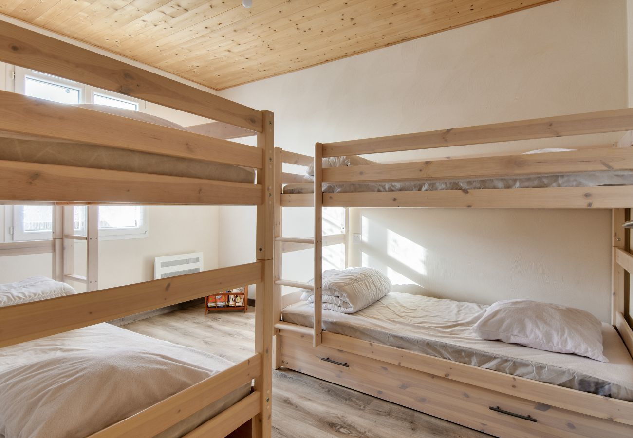 House in L'Epine - Pretty house in l'Epine with garden for 8 people
