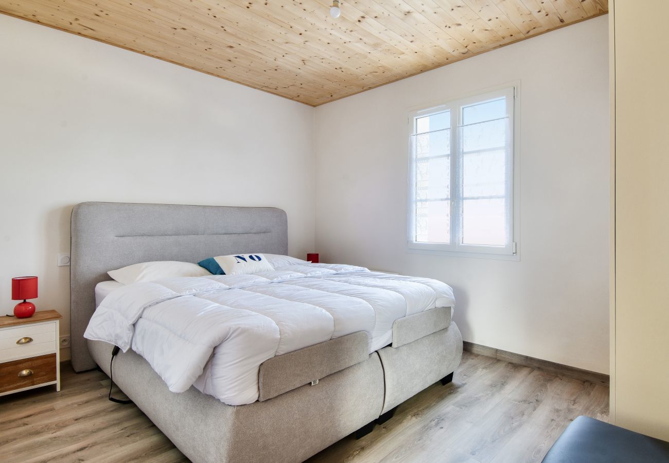 House in L'Epine - Pretty house in l'Epine with garden for 8 people