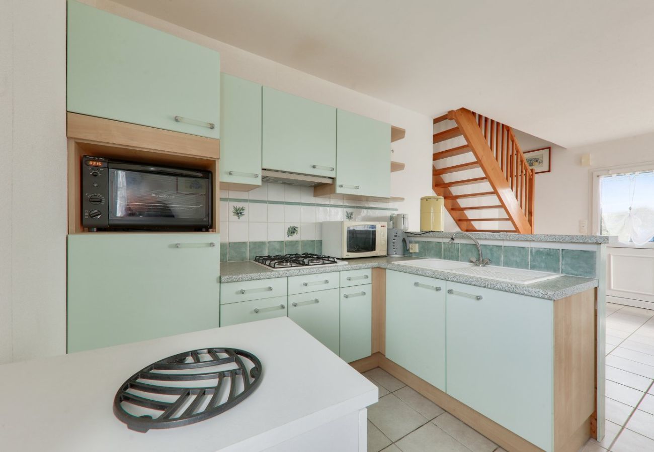 House in Sarzeau - 500m from the beach, house for 6 with garden
