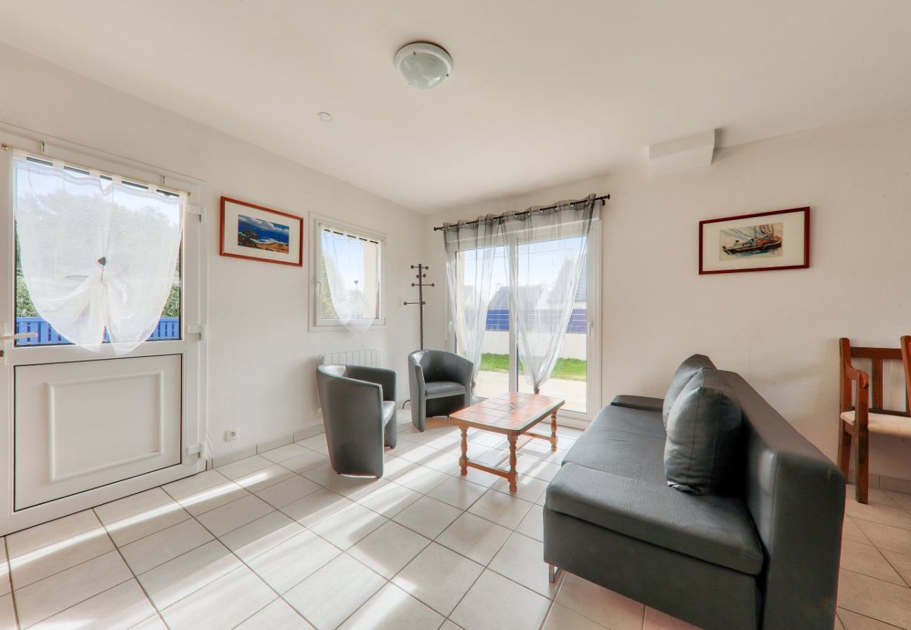 House in Sarzeau - 500m from the beach, house for 6 with garden