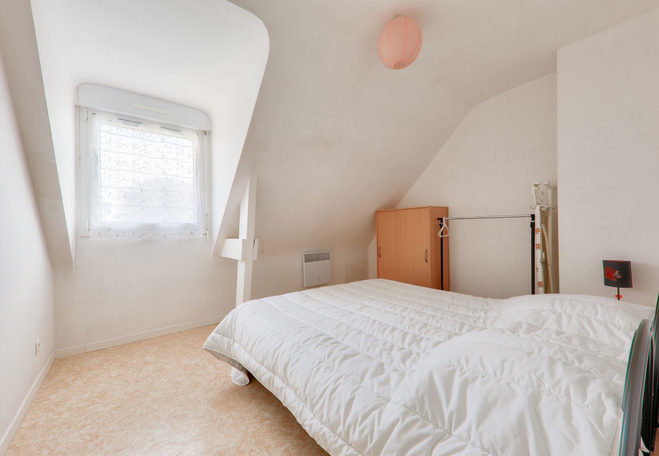 House in Sarzeau - 500m from the beach, house for 6 with garden