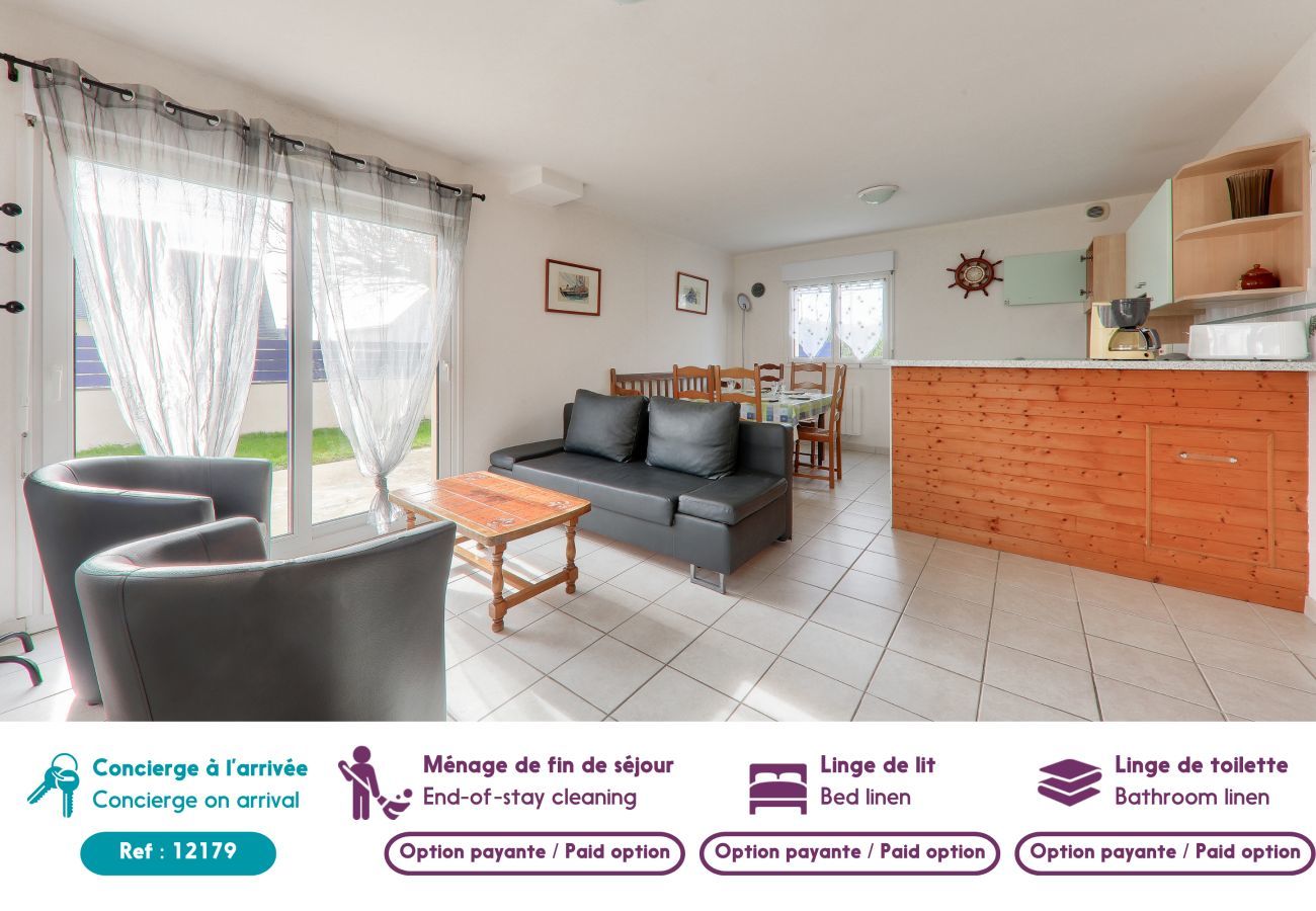 House in Sarzeau - 500m from the beach, house for 6 with garden