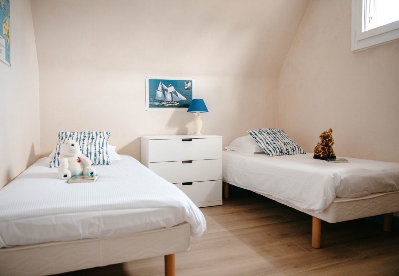 House in Plouguerneau - Beautiful house for 8 on Kervenni beach