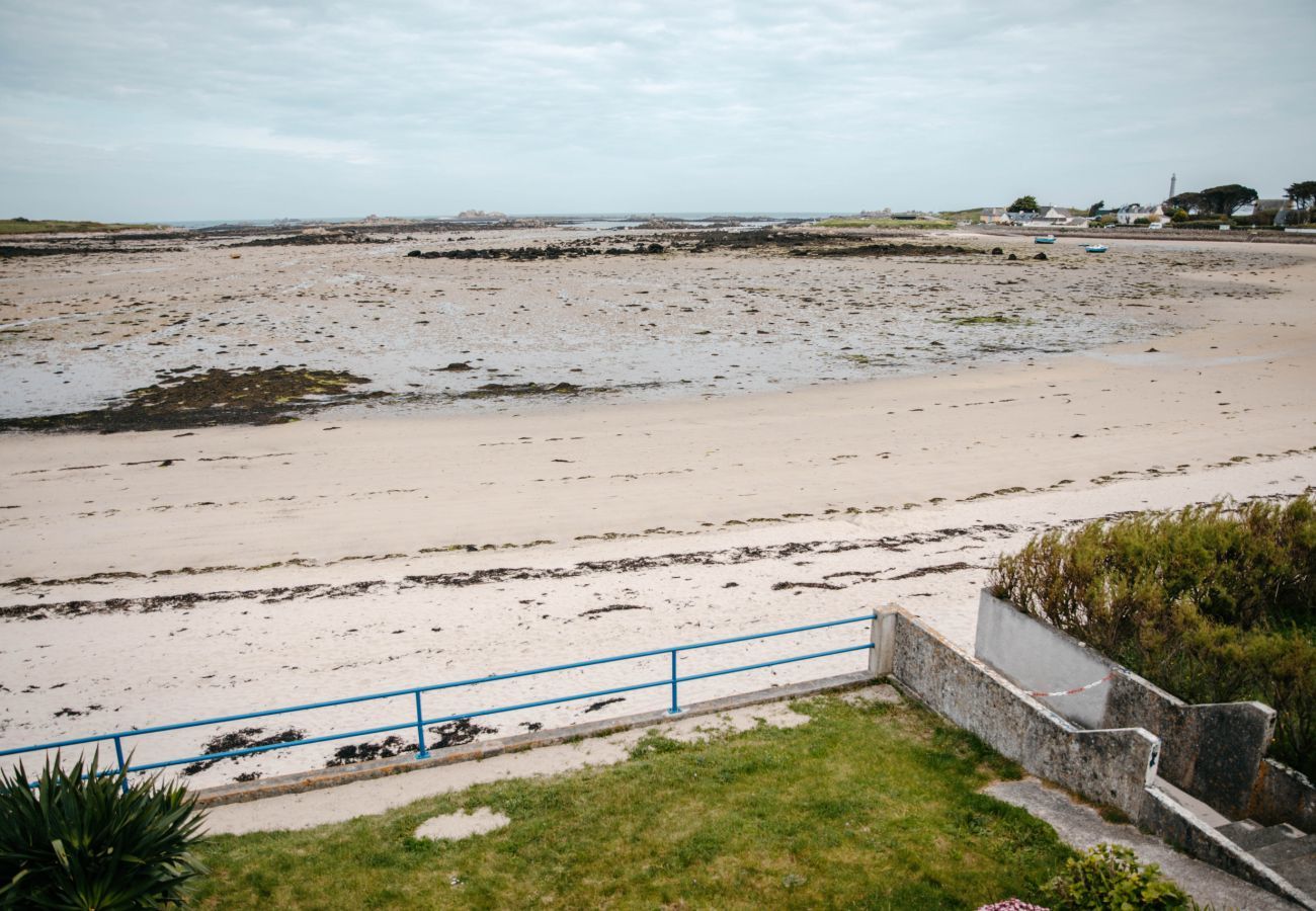 House in Plouguerneau - Beautiful house for 8 on Kervenni beach