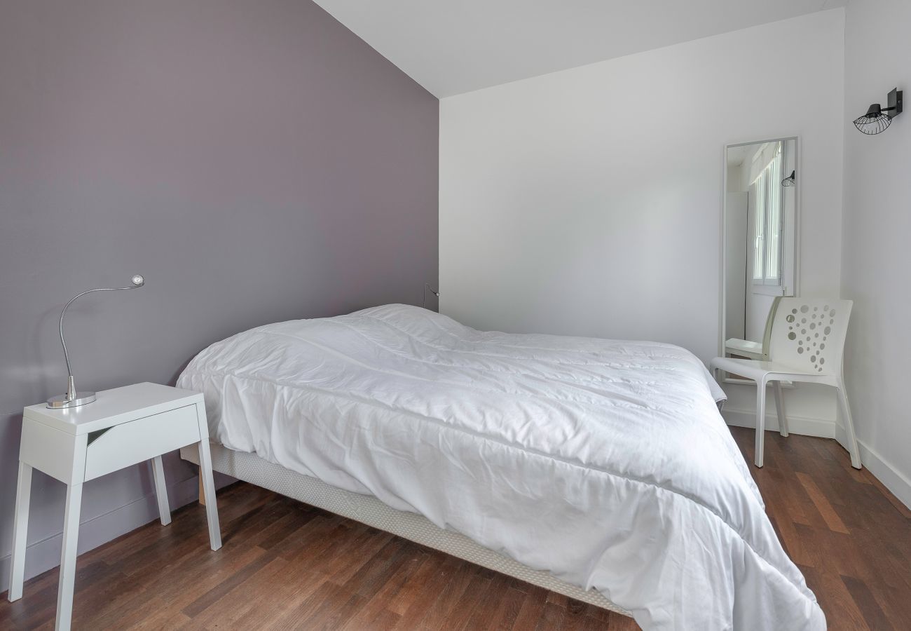 House in Saint-Michel-Chef-Chef - Sea - beach facing family villa for 12