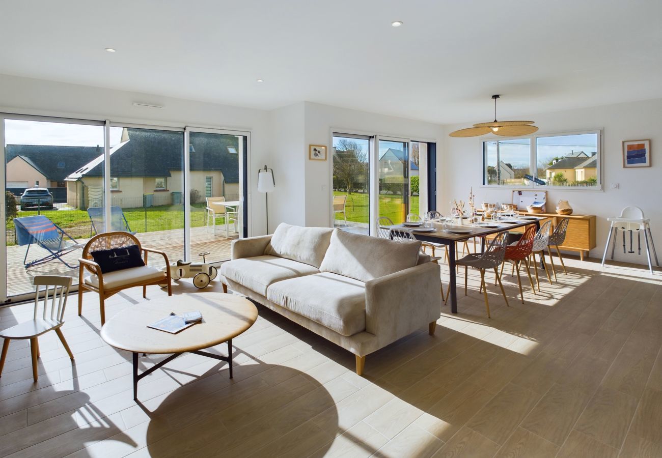 House in Penmarch - House for 10 - Garden - 600m from the beach