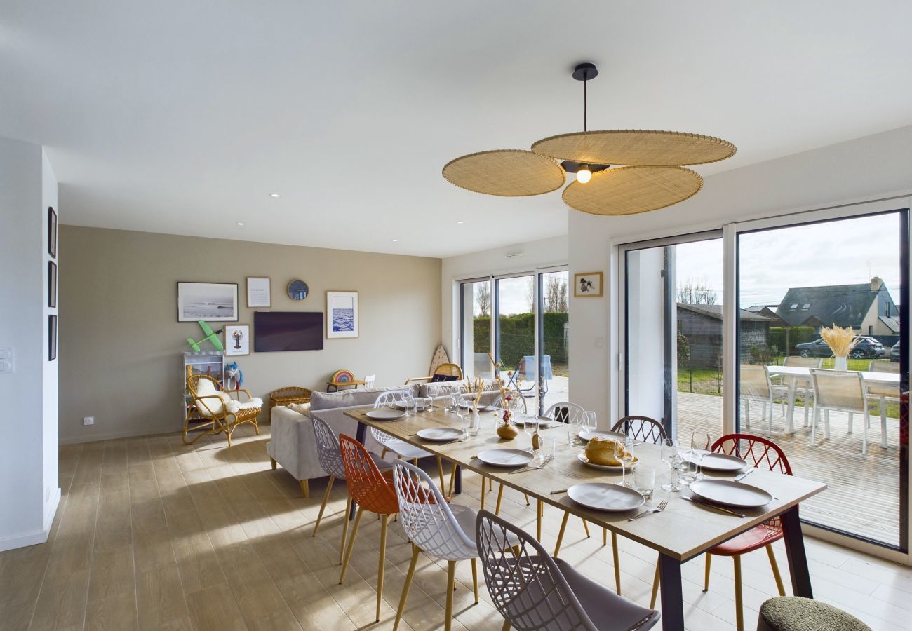 House in Penmarch - House for 10 - Garden - 600m from the beach