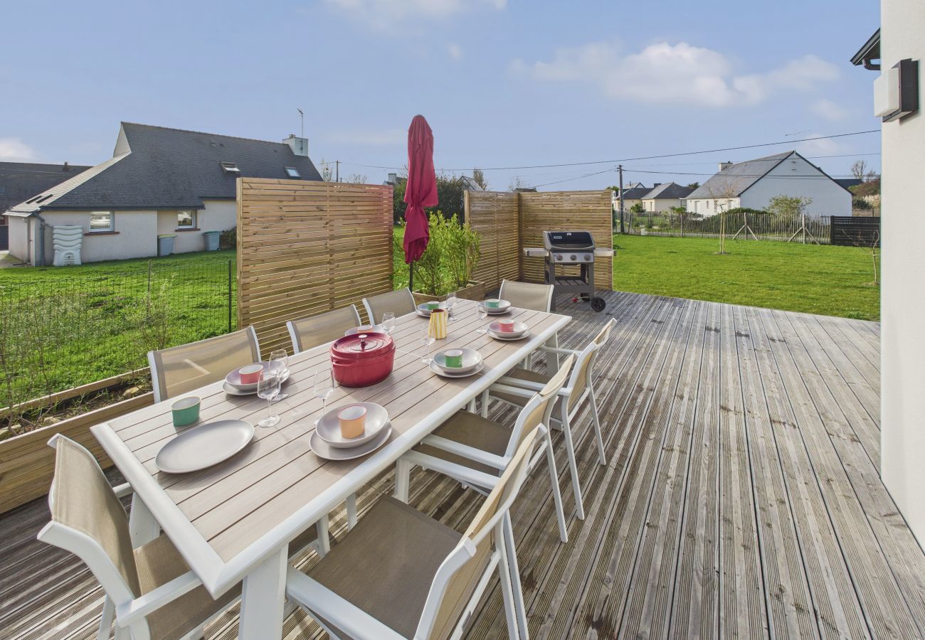 House in Penmarch - House for 10 - Garden - 600m from the beach