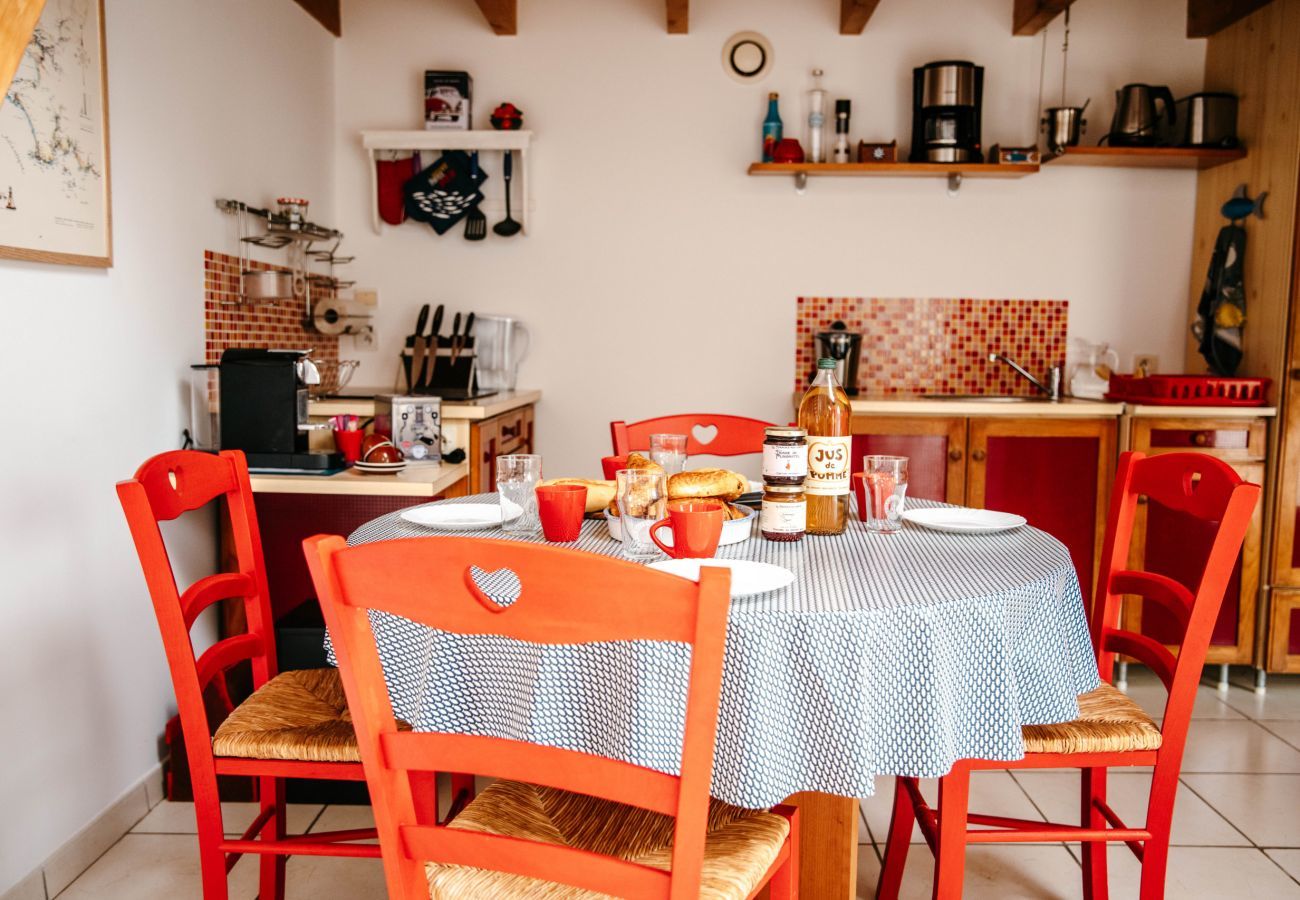 House in Plouguerneau - Charming house for 2, 400m from Saint-Cava