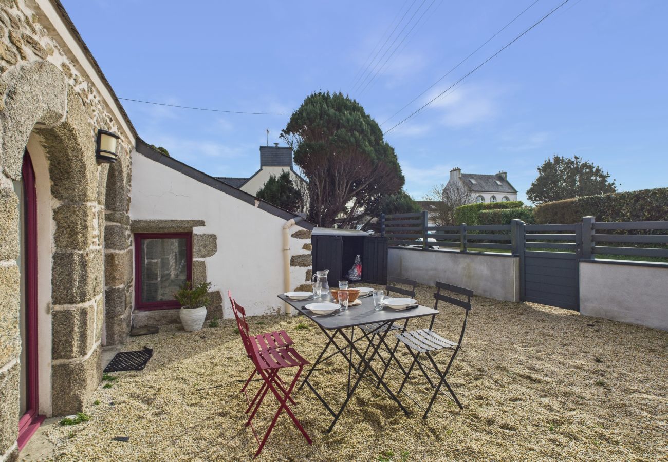 House in Plouguerneau - Charming house for 2, 400m from Saint-Cava
