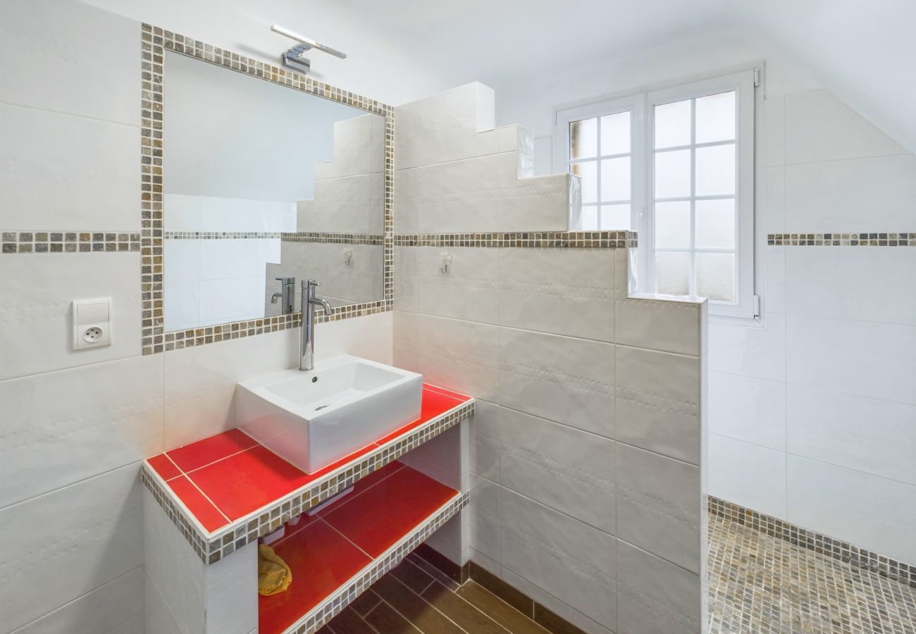 House in Plovan - Authentic Breton house for 6 in Plovan