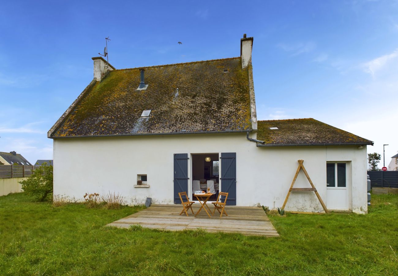 House in Plovan - Authentic Breton house for 6 in Plovan