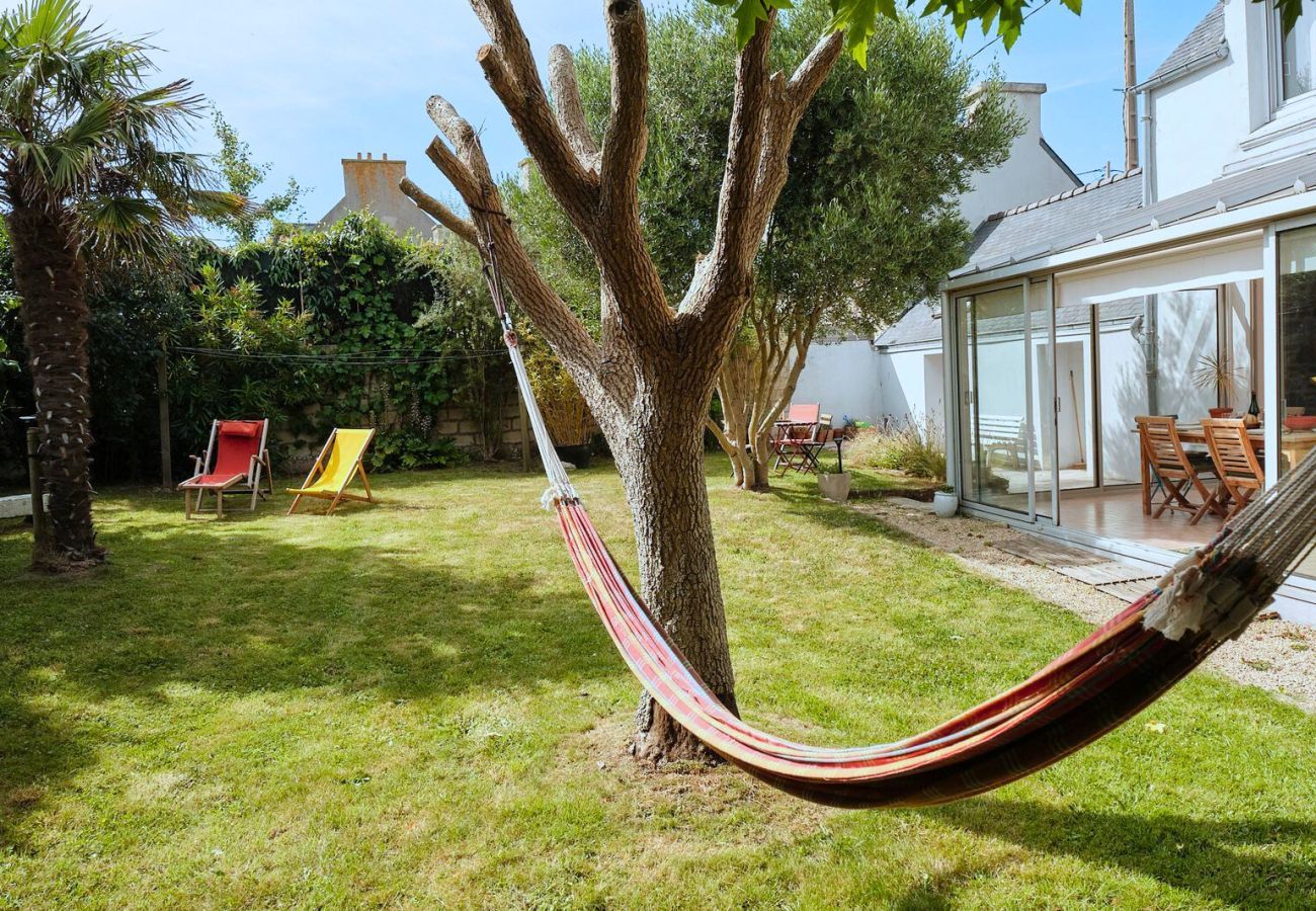 House in Plouguerneau - Charming stone house with garden in Lilia