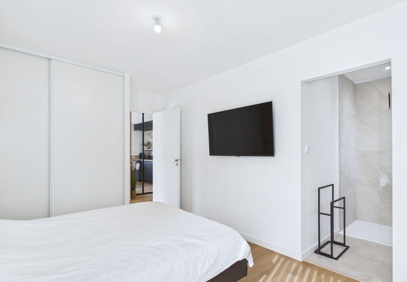 House in Plouguerneau - Modern house for 8 at 400m from the beach
