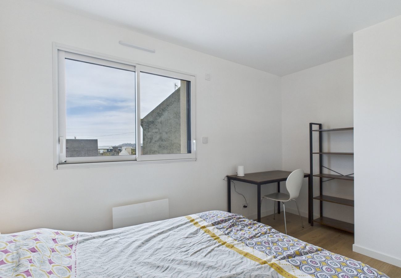 House in Plouguerneau - Modern house for 8 at 400m from the beach