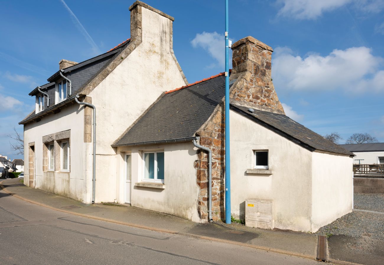 House in Trévou-Tréguignec - House for 5 people 900m from the beach