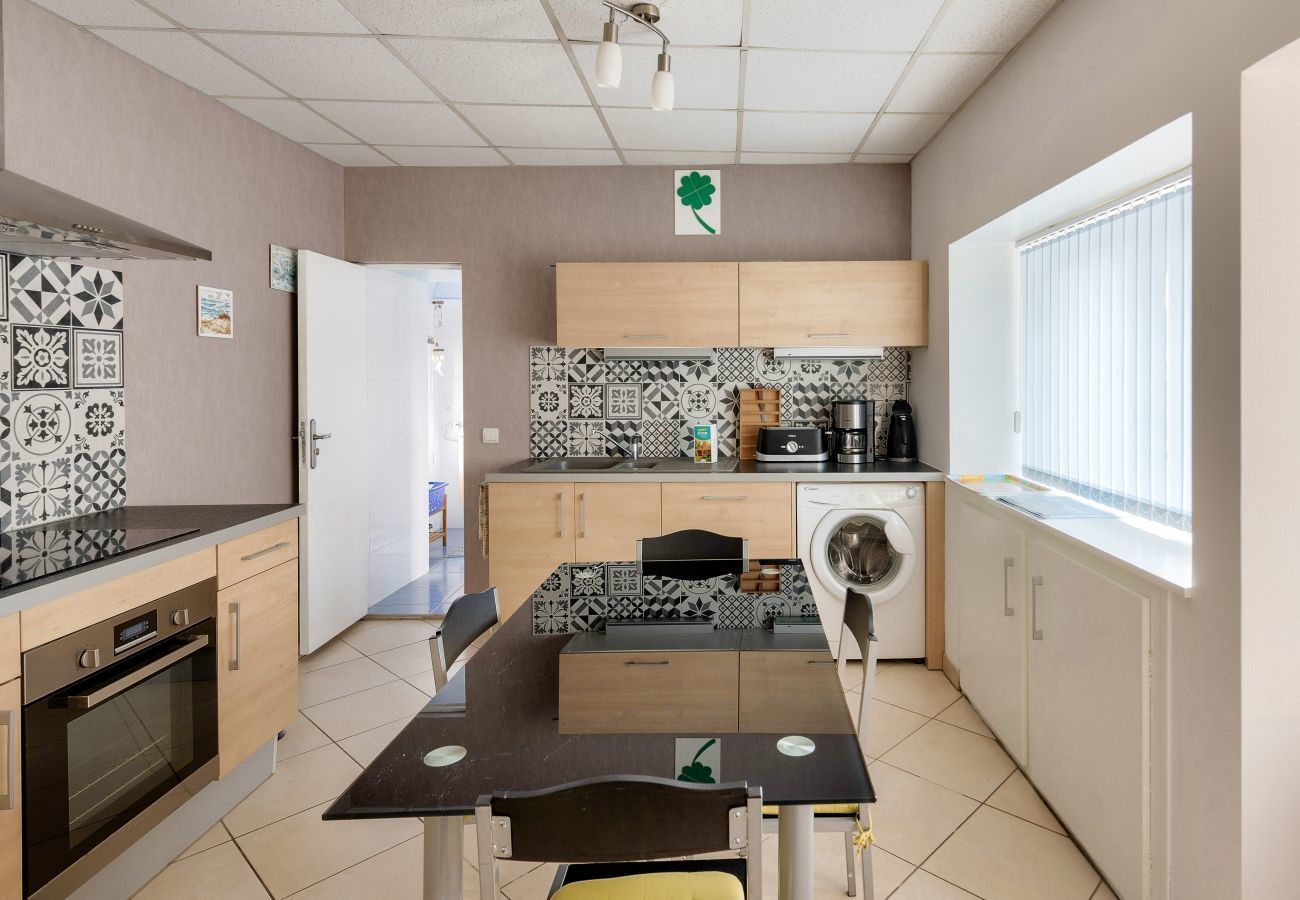 House in Trévou-Tréguignec - House for 5 people 900m from the beach