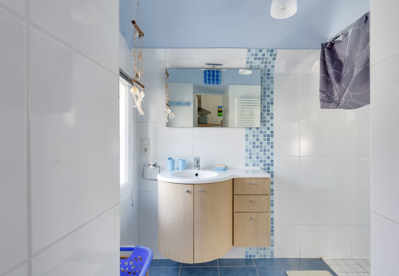 House in Trévou-Tréguignec - House for 5 people 900m from the beach