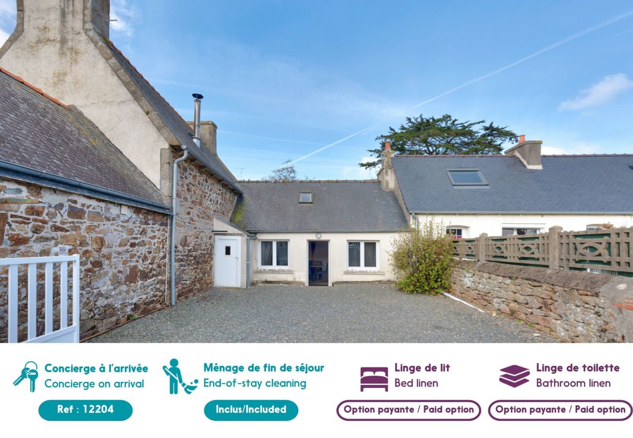 House in Trévou-Tréguignec - House for 5 people 900m from the beach