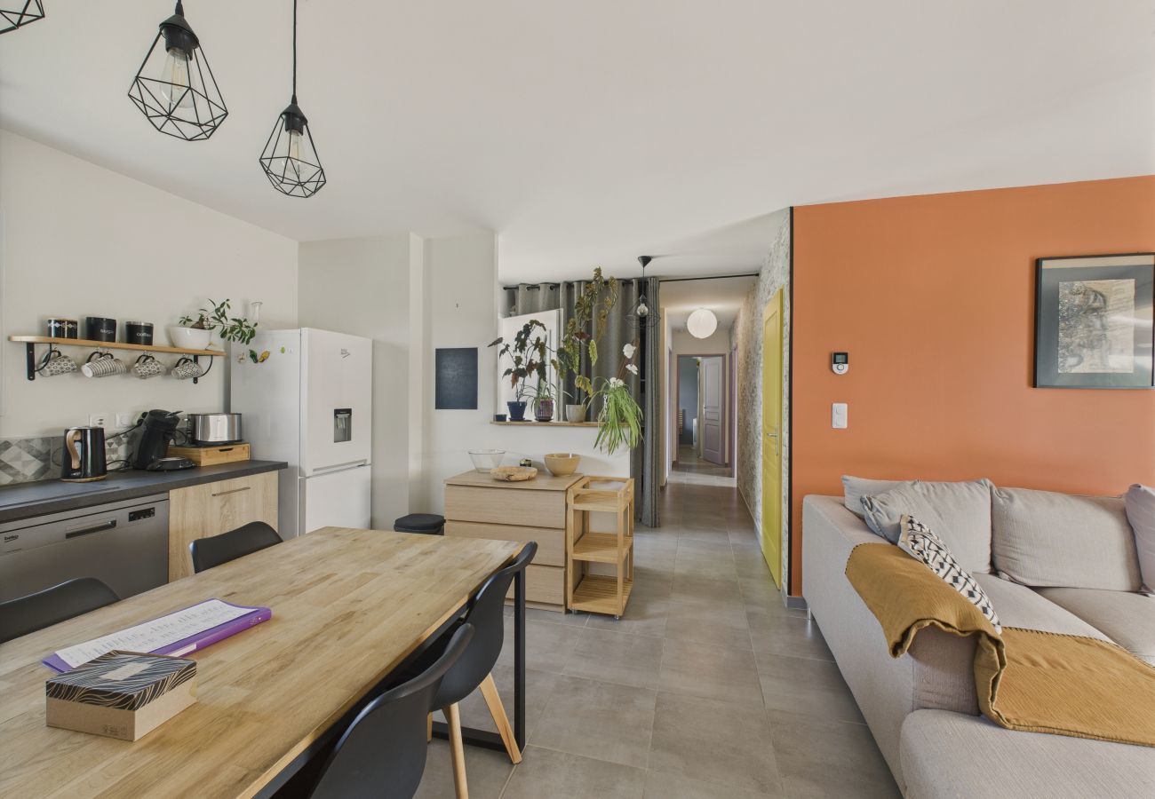 House in La Chapelle-Aubareil - Superb one-storey house with swimming pool for 6