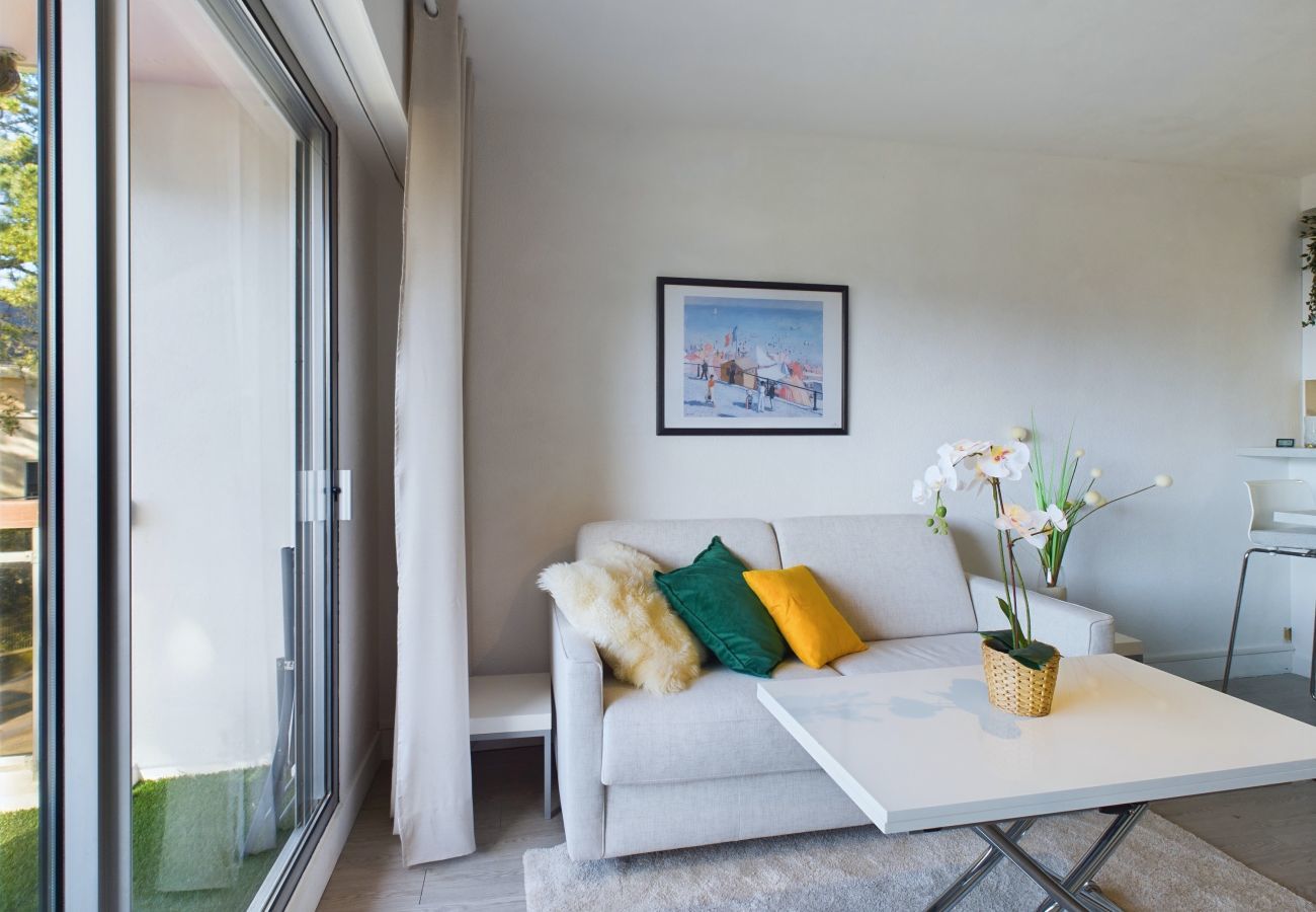 Apartment in La Baule-Escoublac - Apartment with sea view 150m from the beach