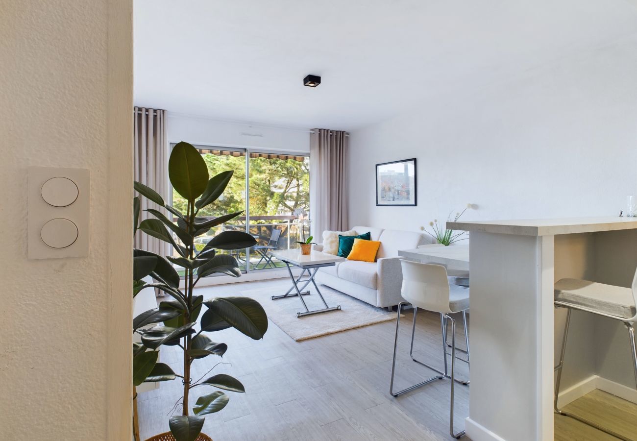 Apartment in La Baule-Escoublac - Apartment with sea view 150m from the beach